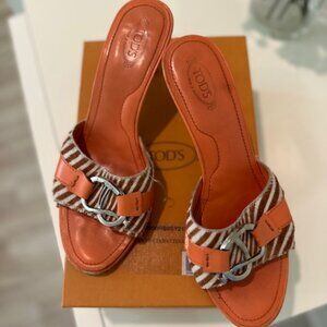 Tod's Leather Slides